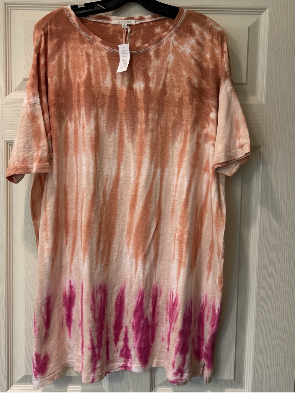 Z Supply Women Short Sleeve Tie-Dye Tee in Rust, Cream & Magenta